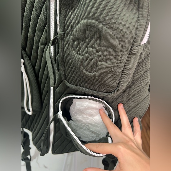 Louis Vuitton Virgil Abloh Multi 3D Pocket Utility Vest Men Size XL - Picture 10 of 17